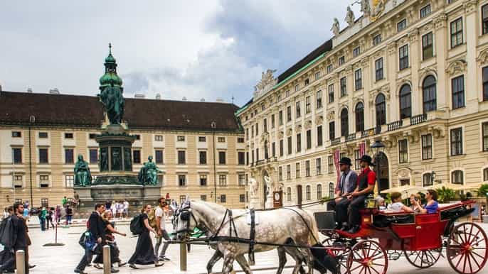da cesky krumlov trasferimento diretto a vienna