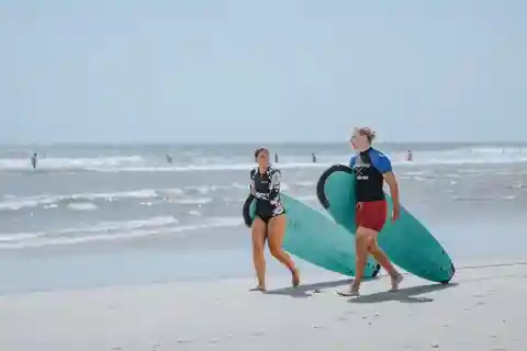 Seminyak : Cours de surf pour tous les niveaux (petits groupes/privés)