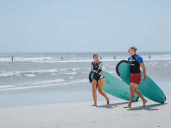 Seminyak: Surfunterricht für alle Niveaus (Kleingruppen/Privat)