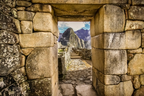 5 días por el camino Salkantay hasta Machu PicchuCaminata con ruta a la montaña de Machu Picchu