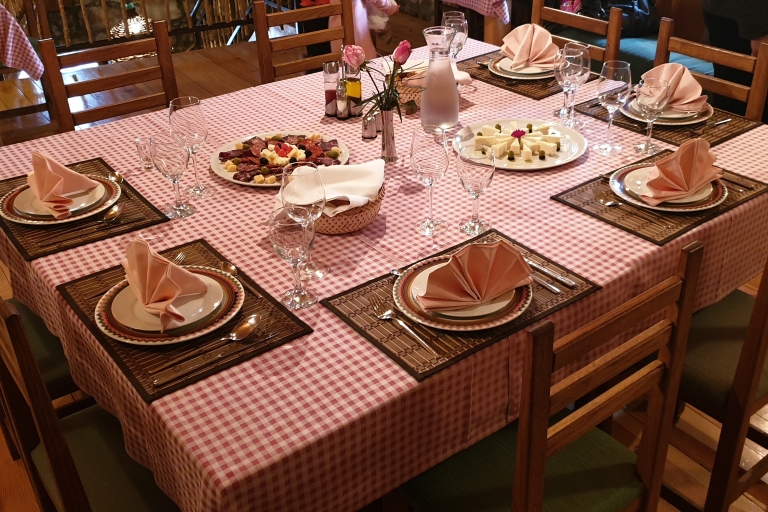 Von Dubrovnik aus: Majkovi Dorf und Ston Private Food Tour