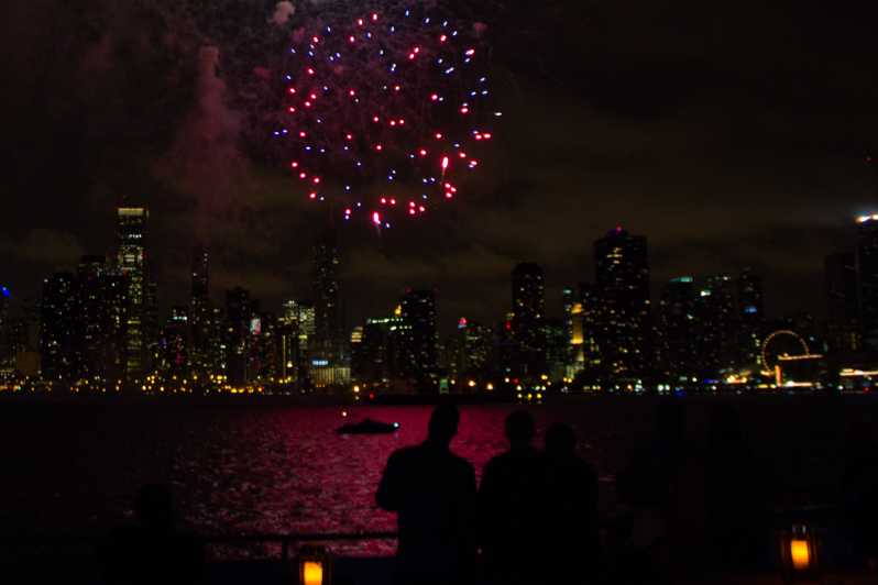 chicago river cruise fireworks