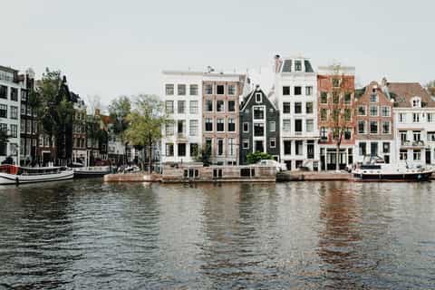Amsterdam: Architectural Highlights Walking Tour