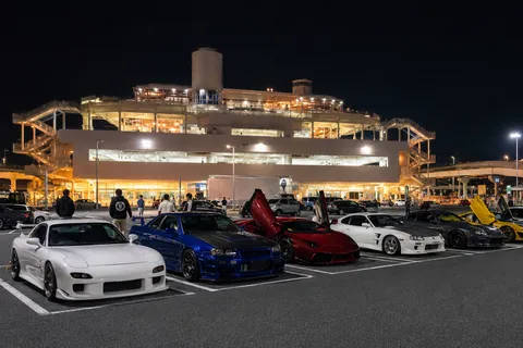 Tokyo: Daikoku or Umihotaru Tour ( SilviaS15 , Gr86 , 370Z )