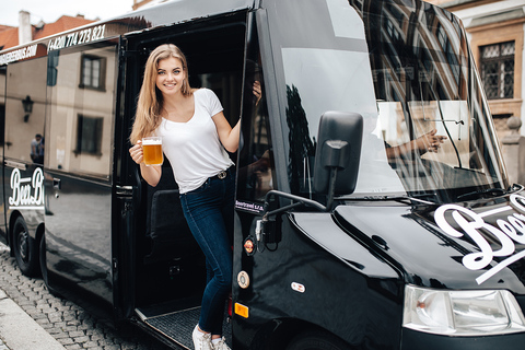 Praga: Ônibus de festa da cerveja com transfer do aeroporto com cerveja ilimitada