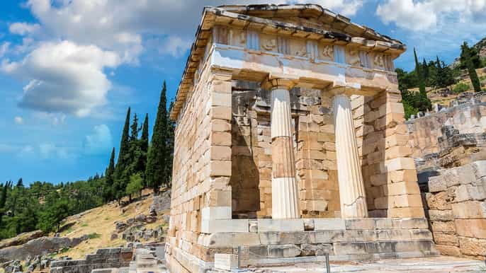 delphi guided walking tour and admission ticket