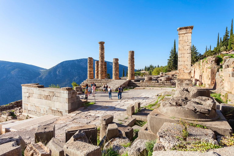 Delphi Guided Walking Tour and Admission Ticket Ticket and Tour in the Delphi Archaeological Site Only