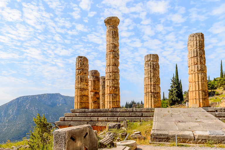Delphi Guided Walking Tour and Admission Ticket Ticket and Tour in the Delphi Archaeological Site Only