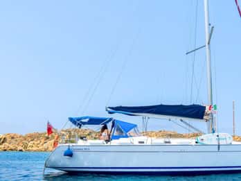 From Santa Teresa: La Maddalena Archipelago Sailboat Tour