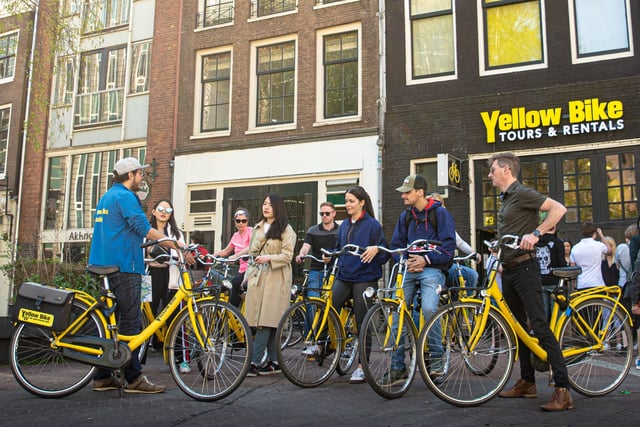 Amsterdam : visite guidée à vélo de 2 heures avec les points forts de la ville