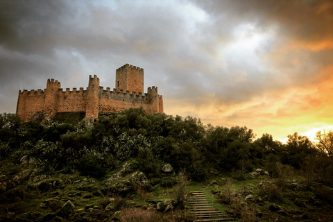 Tour privado - Castelos de Tomar e dos TempláriosExcursão privada de dia inteiro