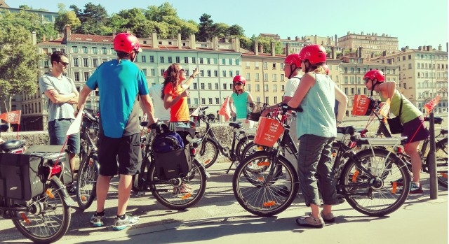 Visit Lyon 3-Hour Guided E-Bike Tour with a Tasting Break in Lyon