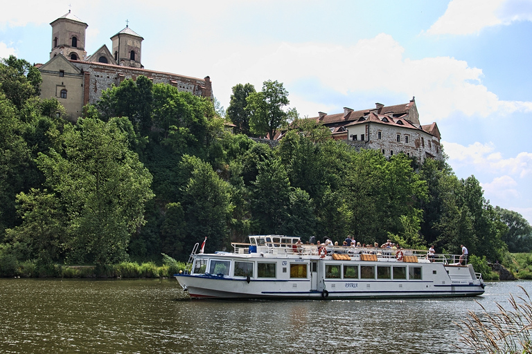 Cracow: 4-hours Sightseeing Cruise to Tyniec ⛵⛪Individual cruise to Tyniec