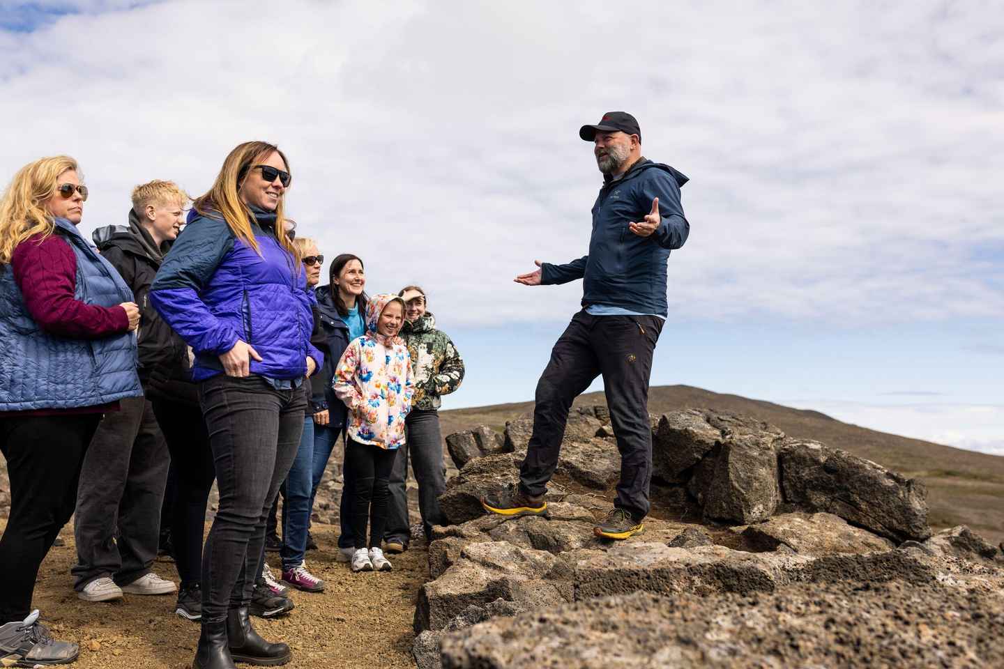 Reykjanes Peninsula: Super Jeep Volcano Shuttle Tour