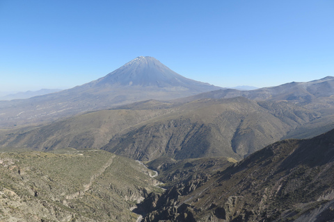 Caminhada de meio dia em Arequipa ao Vulcão MistiCaminhada de meio dia em Arequipa até o Vulcão Misti