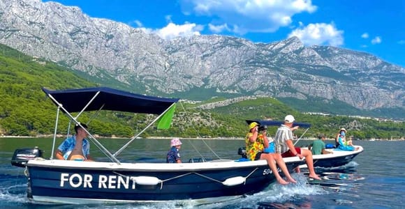 Makarska Riviera: Mietboot zum Selberfahren – Treibstoff inklusive