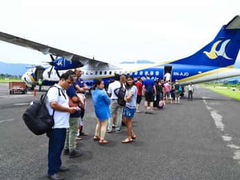 Einwegflug Transfer von Kathmandu nach Pokhara Einwegflug Transfer von Kathmandu nach Pokhara