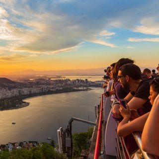Rio: City Sights Van Tour with Christ the Redeemer
