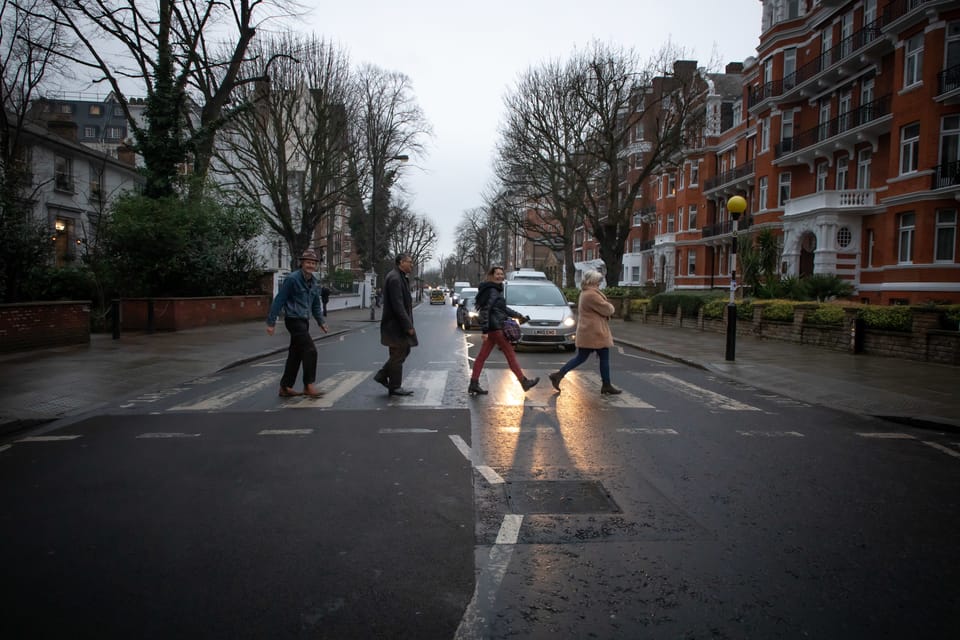 Top 5 Tips For The Beatles Abbey Road Crossing In London!