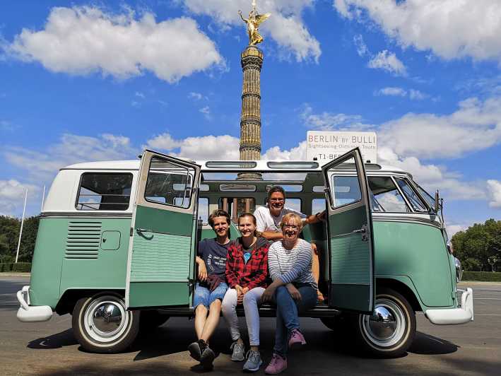Meesterschap Middeleeuws telescoop Berlin: Private Sightseeing Tour in Iconic Oldtimer VW Bus | GetYourGuide