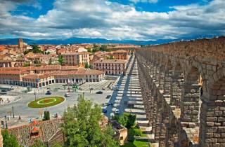 Ab Madrid: Segovia-Tour mit Eintritt in die Kathedrale und den Alcazar