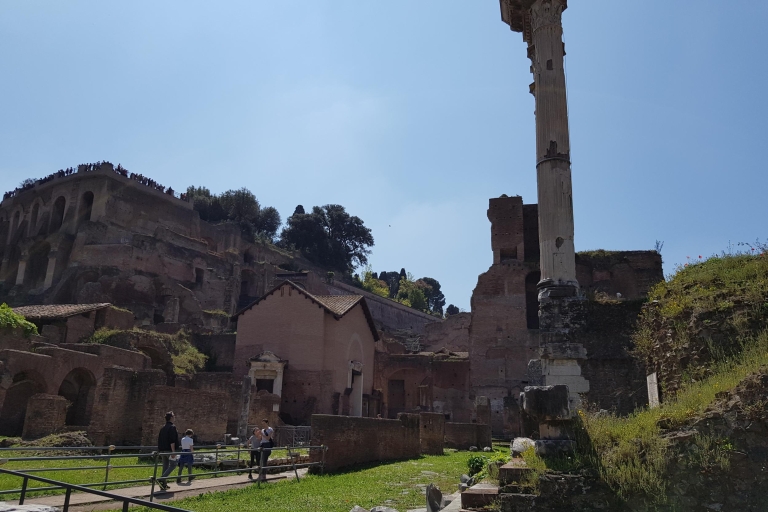 Rom: Kleine Gruppe Kolosseum und antikes RomTour auf Deutsch
