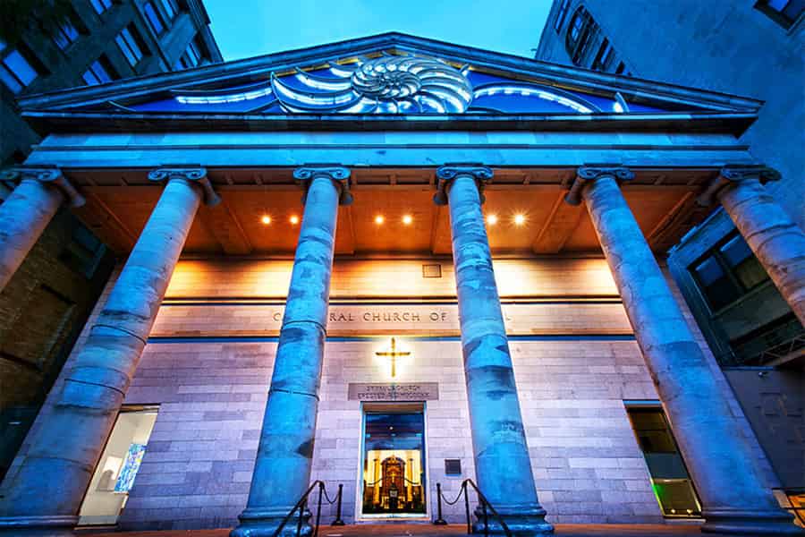 Unterirdische Boston-Geistertouren: Grabsteine und Schießpulver. Foto: GetYourGuide