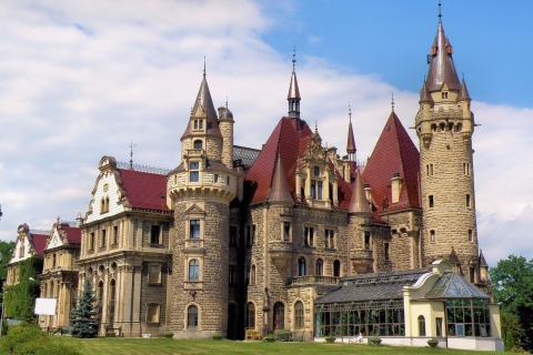 Wroclaw: privérondleiding door kasteel MosznaPrivérondleiding in het Engels, Duits of Pools