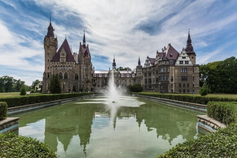 Breslavia: visita guiada privada al castillo de MosznaTour privado guiado en español, francés, italiano o ruso