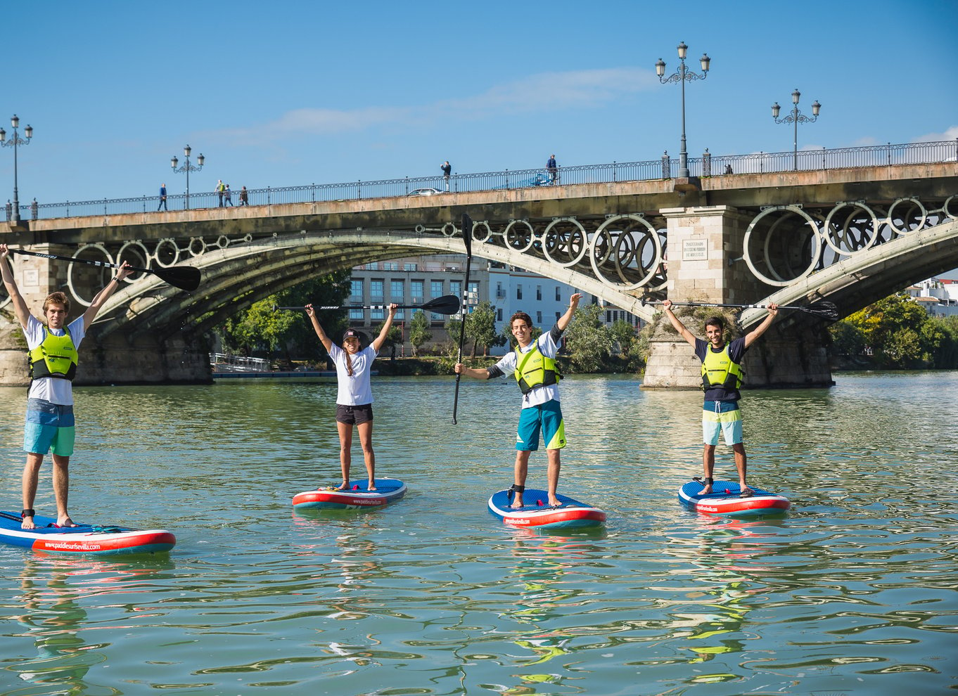 Sevilla: 1,5-timers standup-paddleboarding-tur i dagtimerne