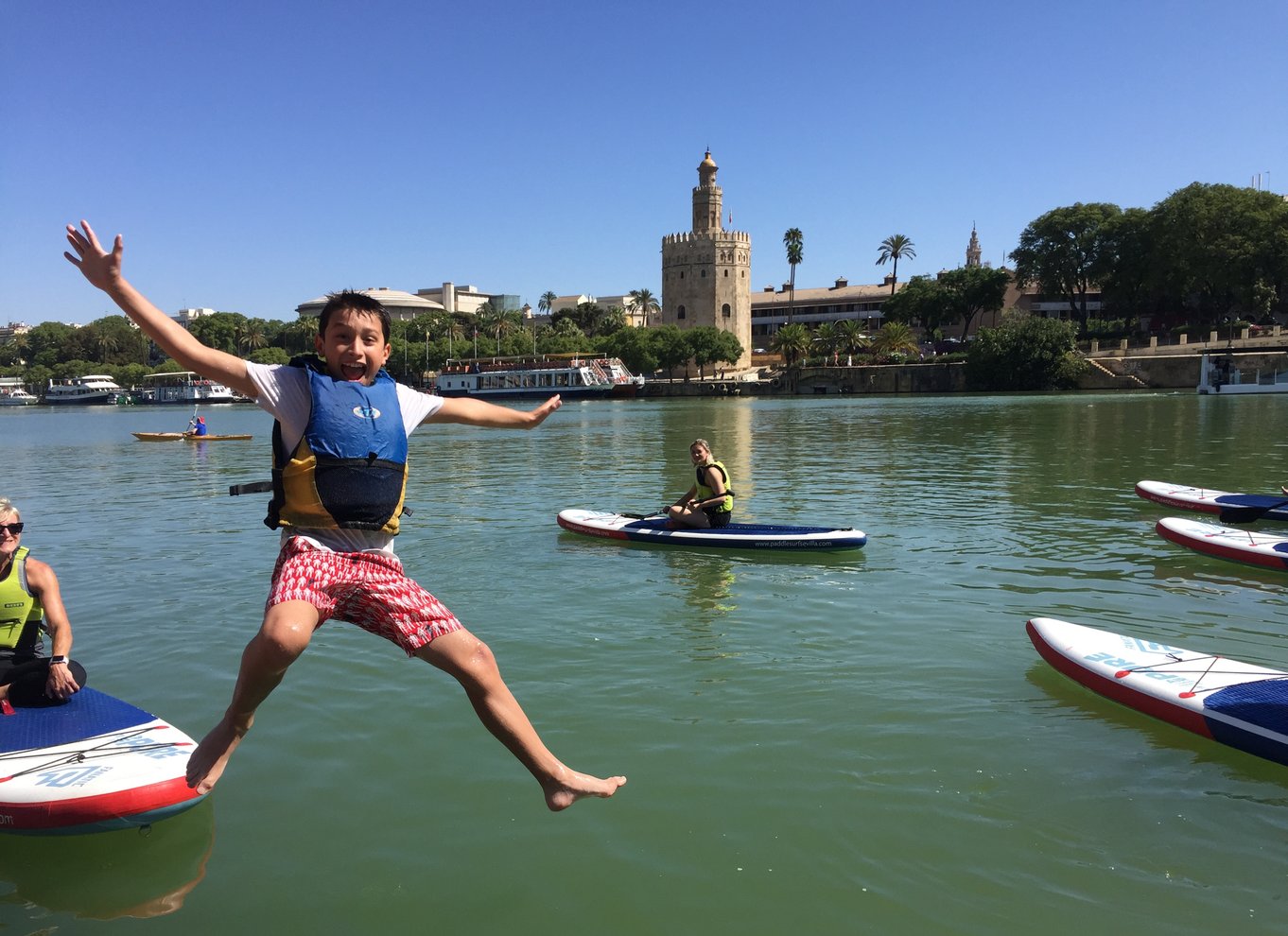 Sevilla: 1,5-timers standup-paddleboarding-tur i dagtimerne