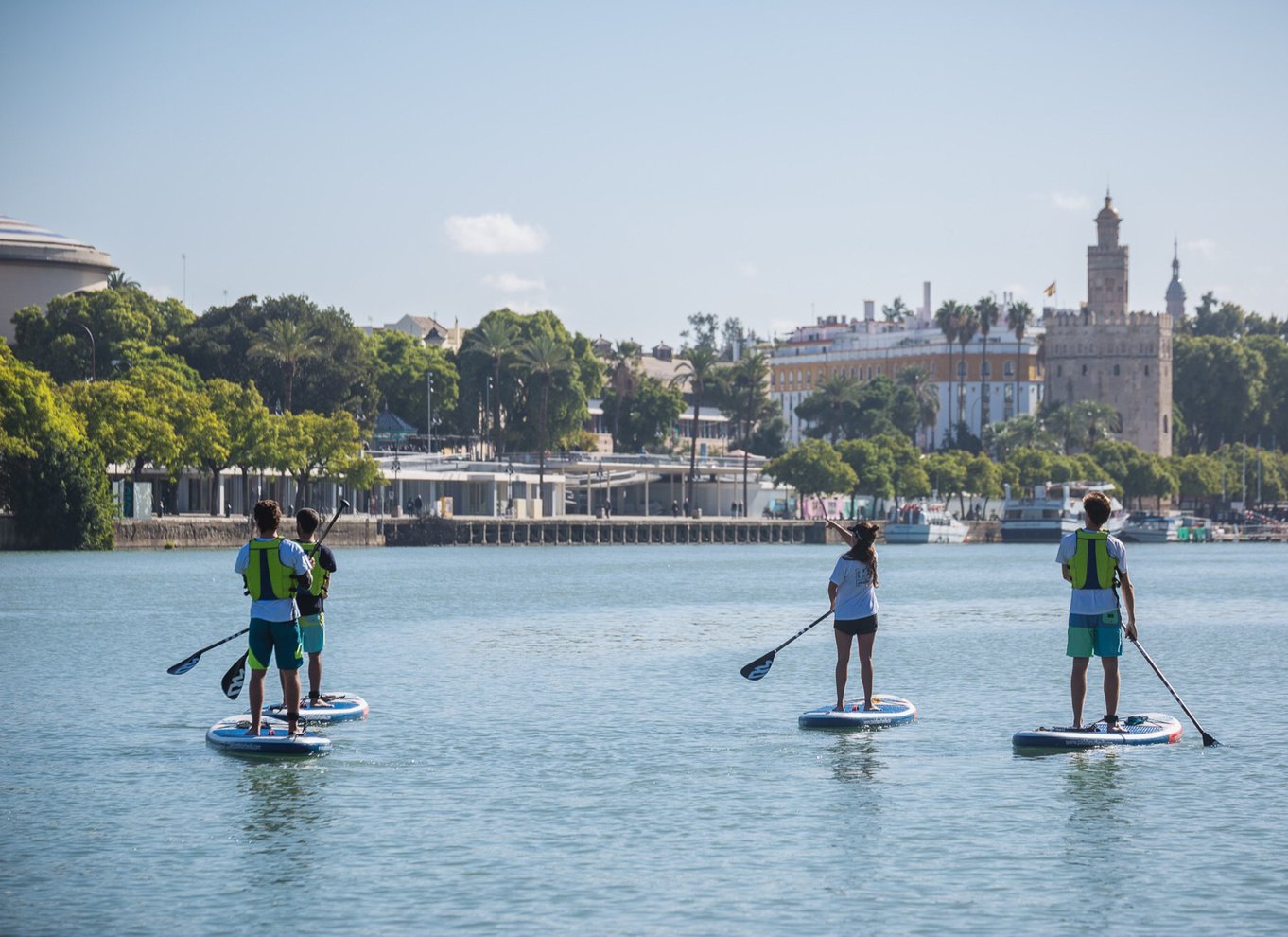 Sevilla: 1,5-timers standup-paddleboarding-tur i dagtimerne