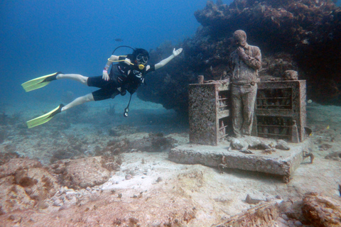 Cancún: museo subacuático y buceo en arrecifes