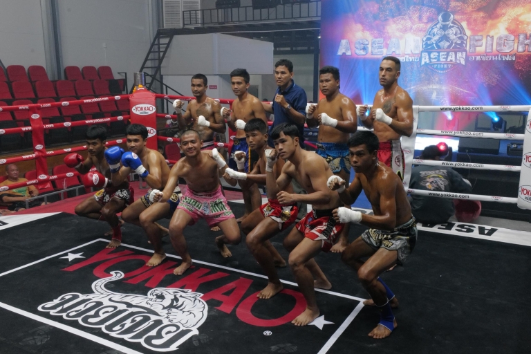 Krabi: VIP Ticket für William Muay Thai BoxingTon Sai Bay Treffpunkt