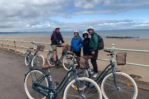 Edinburgh: Fietstocht naar de kust (gezinsvriendelijk)
