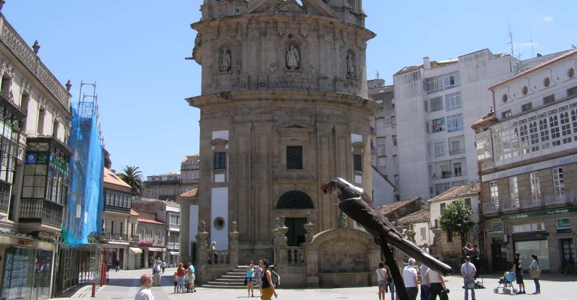 Rías Baixas: Full-Day Trip with Boat Ride, Mussels, and Wine