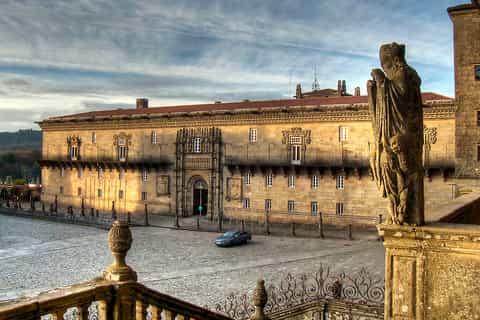 santiago de compostela tour of hostal dos reis católicos