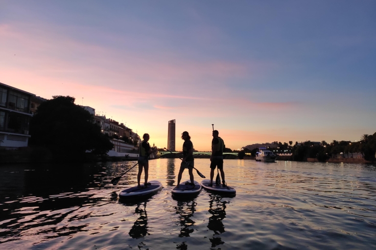 Sevilla: Sunset en Evening Paddle Boarding Tour