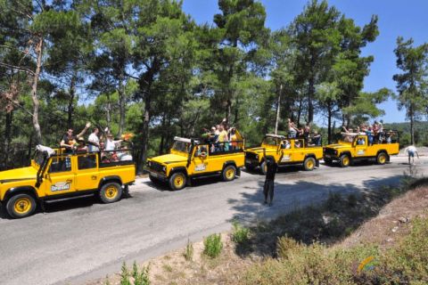 Antalya: Off-Road Jeep Safari