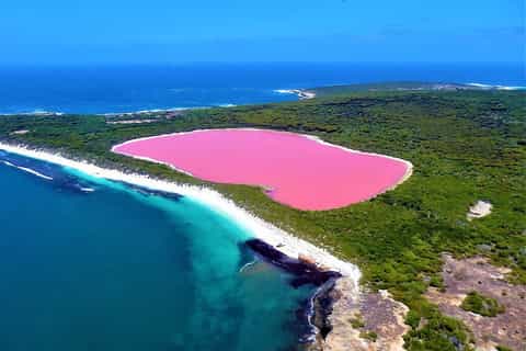 esperance middle island pink lake hillier scenic flight