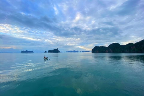 Krabi: excursion en hors-bord et canoë haut de gamme sur l'île James Bond
