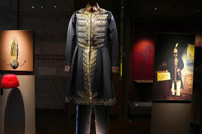 Topkapi Palace, Harem, & Hagia Irene Entry Ticket and Audio