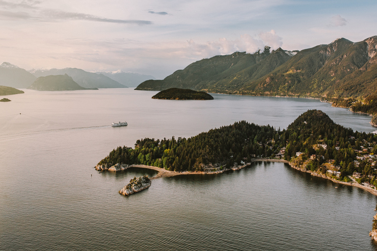 SKY Heli-Tour of Vancouver (Downtown)