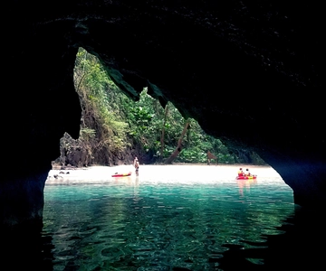 Koh Lanta: 4-Island Adventure Tour to Emerald Cave