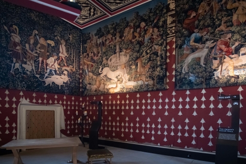 Stirling Castle: Skip-the-Line Guided Tour in Spanish