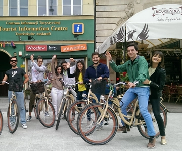 Wroclaw: 3-Hour Bike Tour in English or Polish