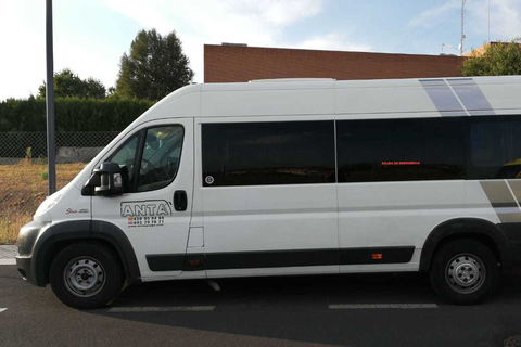 Madrid Airport: Private Transfer to Madrid City CenterTour with Vehicle Upgrade