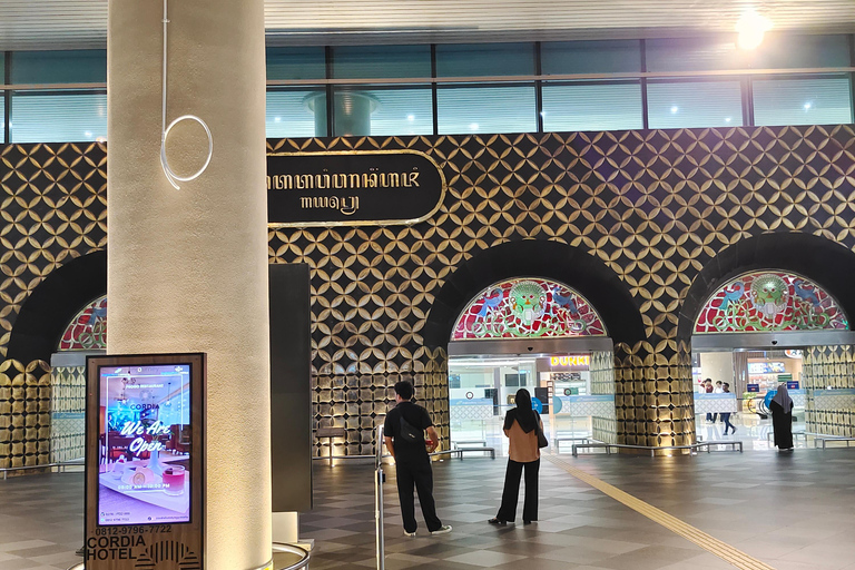 Traslado al aeropuerto internacional de Yogyakarta (YIA)