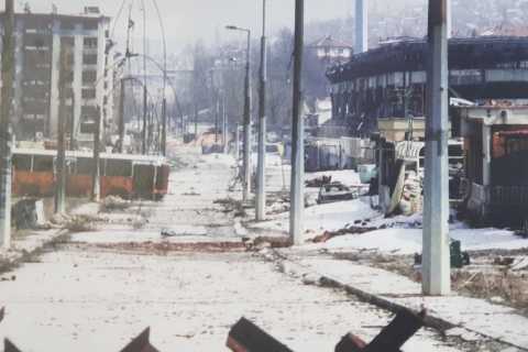 Sarajevo: visita guiada de guerra y entrada al museo del túnelTour en ingles