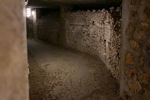 Parijs: catacombentour met kleine groepen met toegang zonder wachtrij